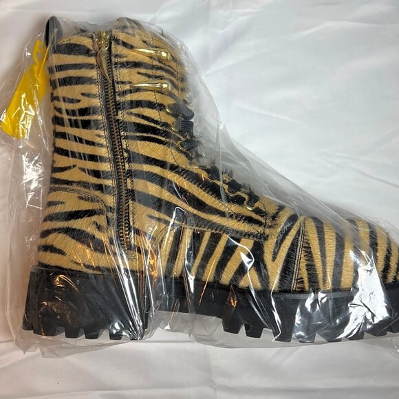 Roberto Cavalli Tiger Print Calf Hair Combat Boots - Picture 5 of 12